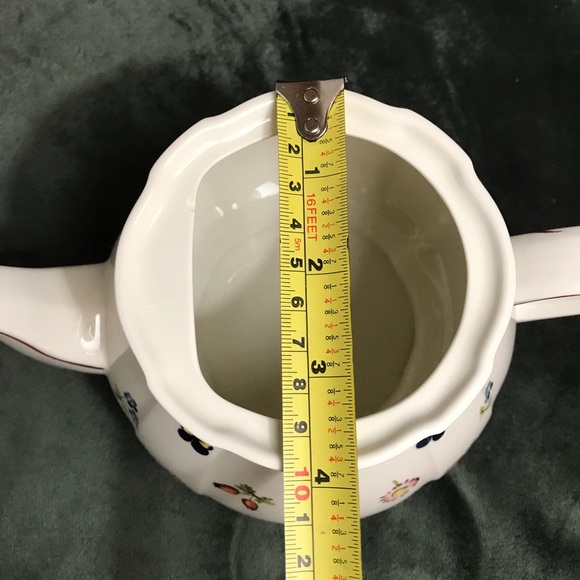 Villeroy & Boch PETITE FLEUR  Teapot NO LID. FIXED NOSE - Picture 10 of 16
